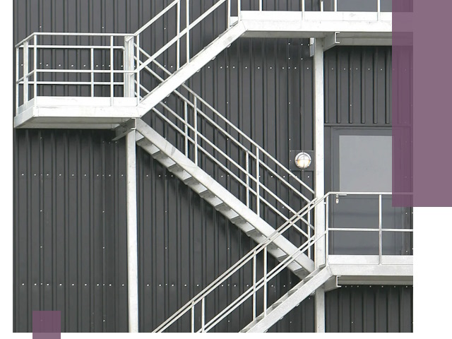 Изготовление и монтаж пожарных лестниц в Кондопоге быстро и надежно