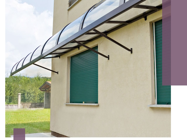 Козырьки над окнами в Кондопоге — изготовление и монтаж по выгоде