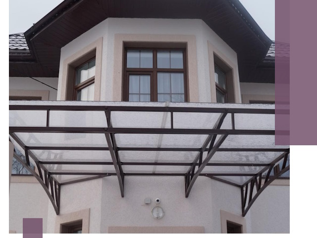 Козырьки из поликарбоната под ключ в Кондопоге