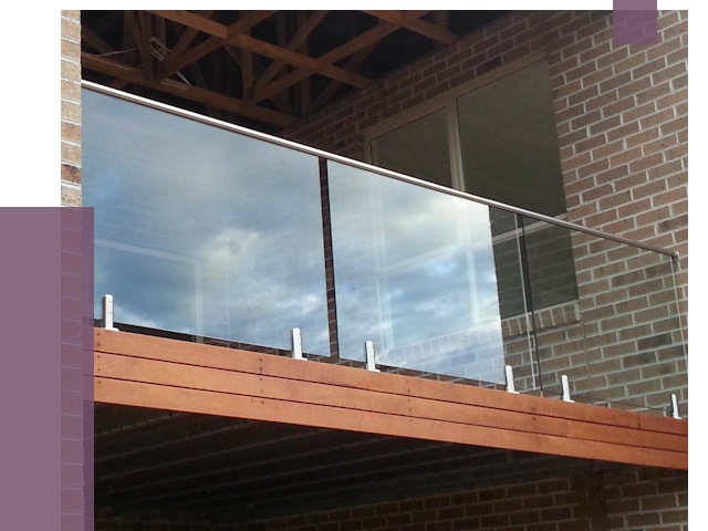 Стеклянные парапеты на крыше и террасе в Кондопоге от 11421 руб. | ПРОЛЁТ-Кнп